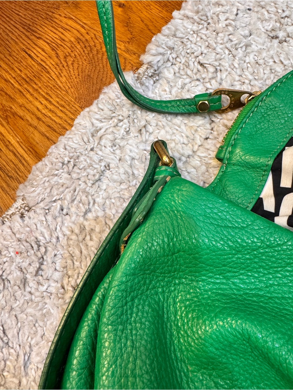 Marc by Marc Jacobs Green Leather Crossbody Bag with Gold Plate - Picture 6 of 11